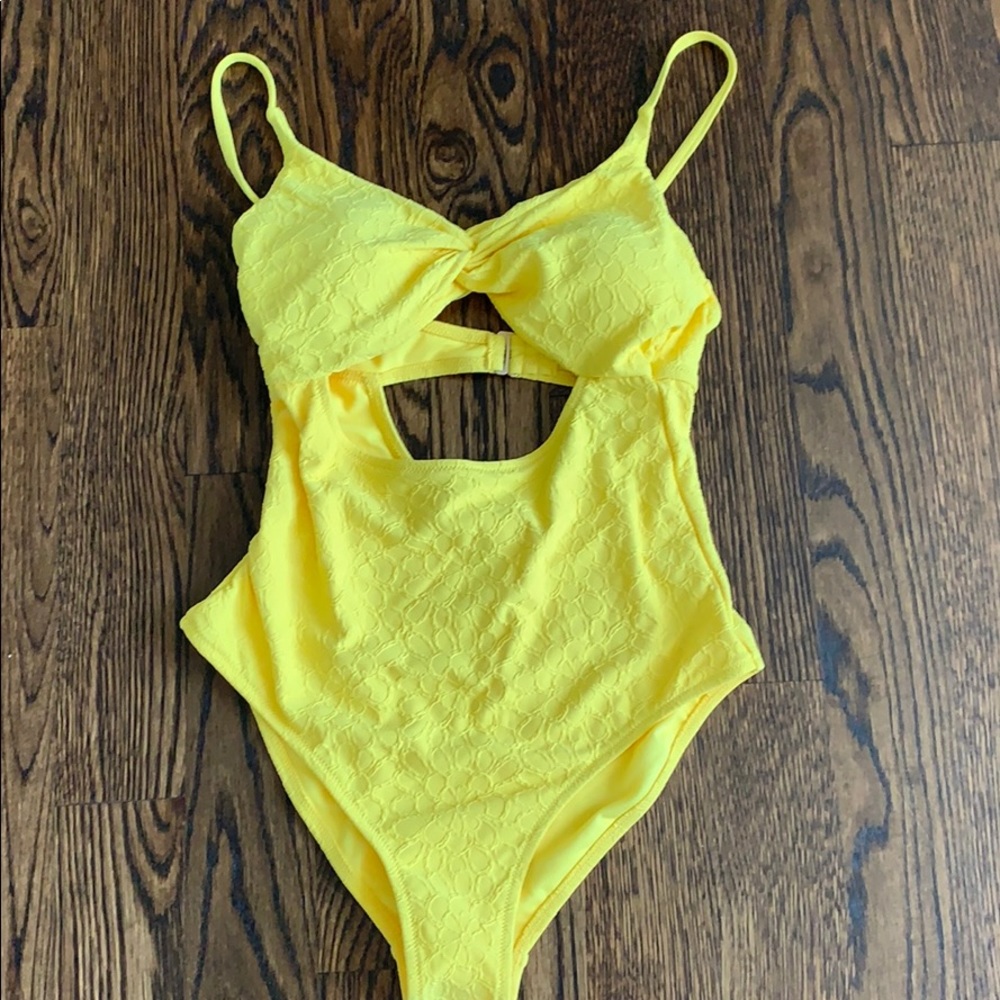 Jessica Simpson yellow one piece bathing suit